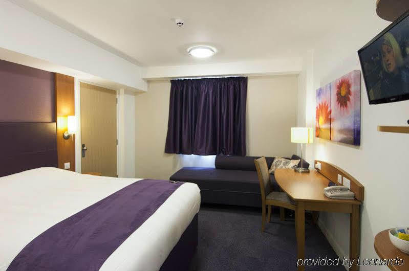 Premier Inn Premier Inn Weymouth Seafront Екстериор снимка